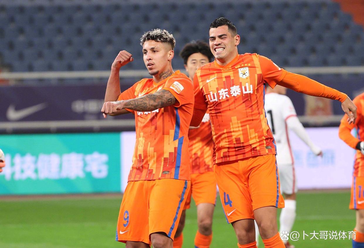 开云体育登录-关于中超倒计时；山东泰山转会期完成体检；细节引发关注；引发热议；球探报告显示潜力的信息