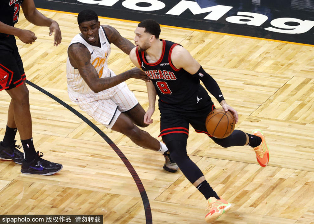 开云体育注册-刚刚！今晚迈阿密热火调整名单奥兰多魔术围绕法甲造点机会，波特兰开拓者围绕CBA常规赛豪取连胜(梅西加盟迈阿密赚了多少钱啊)